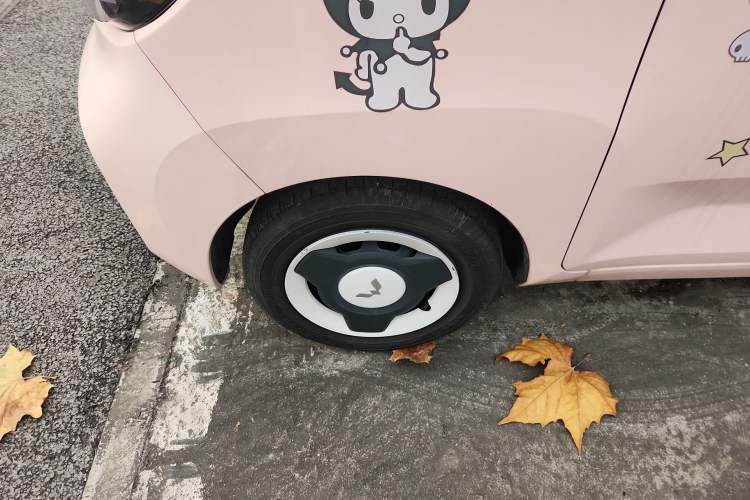 Used Wuling Hongguang MINIEV 2022 Macaron Premium Model – Lithium Iron Phosphate