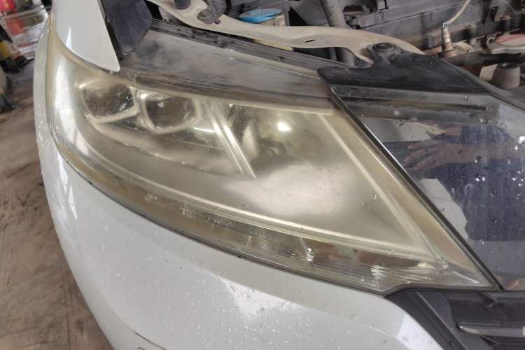 Used Honda Odyssey 2015 2.4L Smart Edition Right Front Headlight