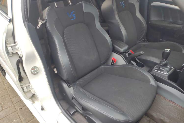 Used Soueast V3 Lingyue 2015 1.5L Manual Style Edition