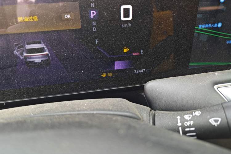 Used Venucia V 2022 260T Black Horse Edition · Idol
