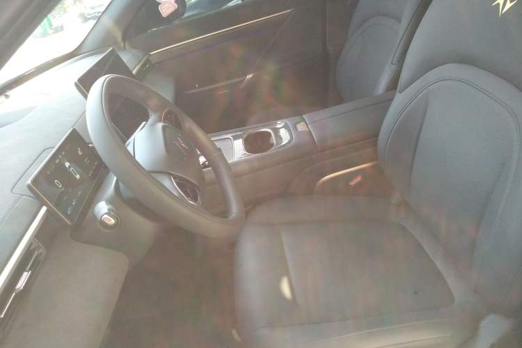 Used Dongfeng eπ eπ008 2024 210Max Range-Extended Version 6 Seats