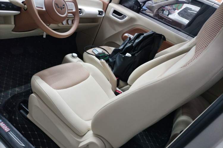 Used Wuling Hongguang MINIEV 2024 3rd Generation 215km Youth Edition