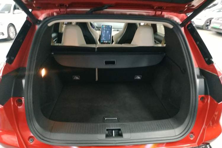 Used XPeng G3 2019 Enjoy Edition Trunk