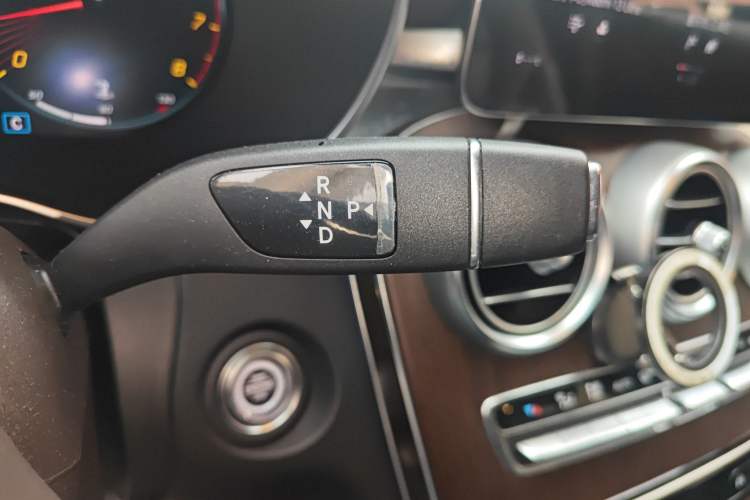 Used Mercedes-Benz GLC 2021 GLC 300 L 4MATIC Luxury Model
