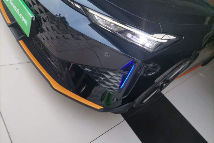 Used CHANGAN UNI-V 2024 1.5T Prestige Sport Edition Left Front Headlight