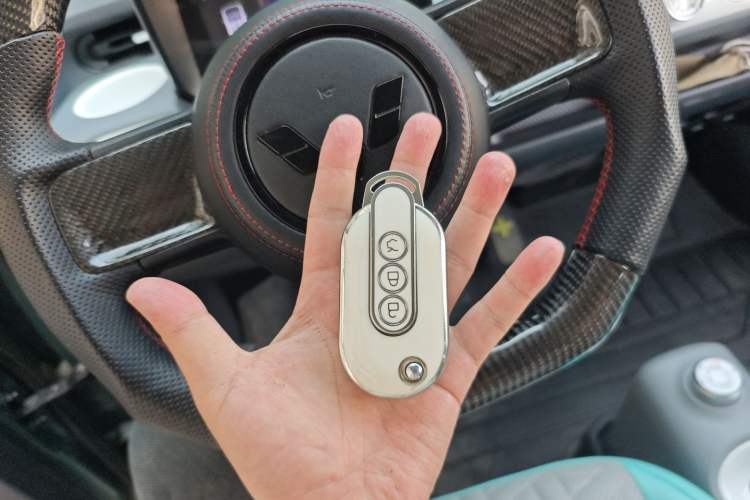 Used Wuling Hongguang MINIEV 2022 GAMEBOY 200km Gaming Edition with Lithium Iron Phosphate
