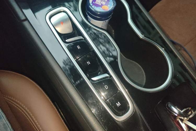 Used Buick Regal 2022 552T Smart Edition Gear Lever