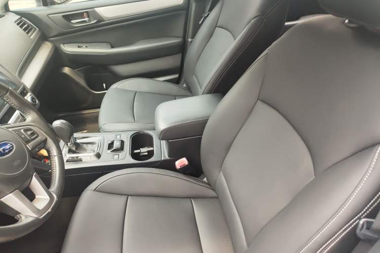 Used Subaru Outback 2015 2.5i Classic Edition Left Front Seat