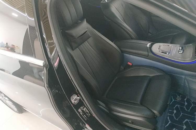 Used Mercedes-Benz E-Class 2022 Updated E 300 L Stylish Edition Right Front Seat