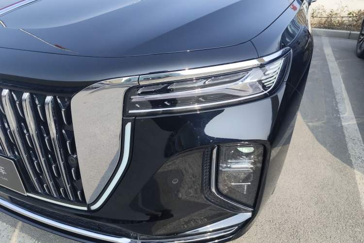 Used Hongqi H9 2024 2.0T Qixiang Luxury Business Edition