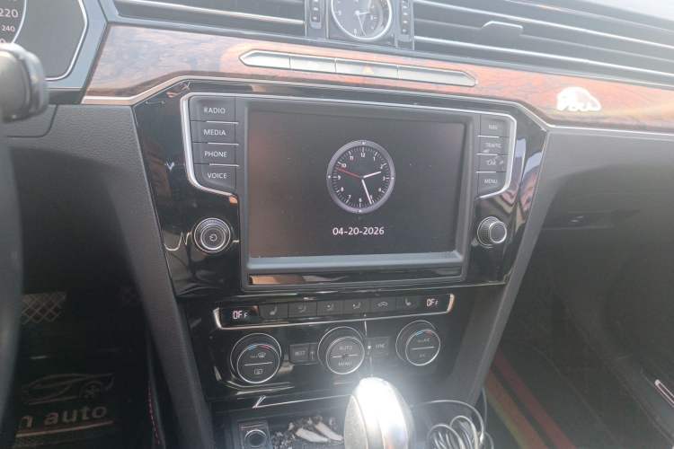 Used Volkswagen Magotan 2017 330TSI DSG Luxury Model
