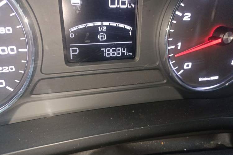 Used MG HS 2018 20T Automatic Two-Wheel Drive Hormone Dynamic Edition China V Standard