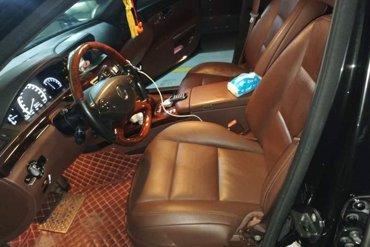 Used Mercedes-Benz S-Class 2011 S 350 L CGI Left Front Seat