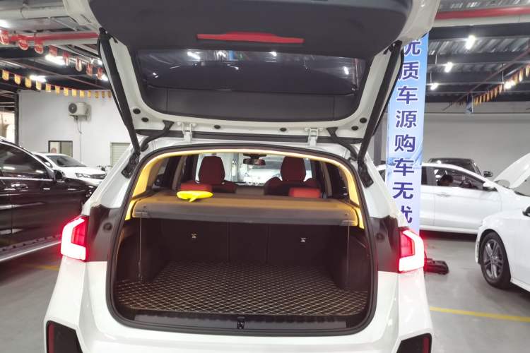 Used BMW X1 2023 sDrive25Li M Sport Package Trunk