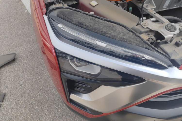 Used Nio ES8 2018 Founder Edition Right Front Headlight