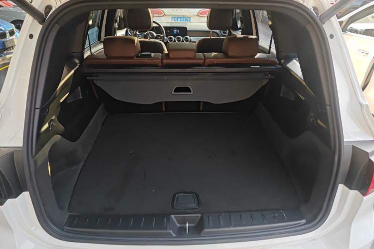 Used Mercedes-Benz GLB 2023 GLB 220 Sport Edition Trunk