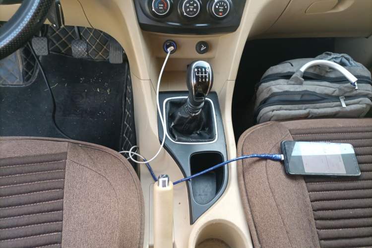 Used Wuling 730 2020 Commercial Vehicle 1.5L Manual Value Edition 7 Seats
