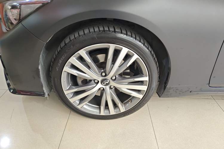 Used Infiniti Q50L 2018 2.0T Enjoyment Version China VI Standard