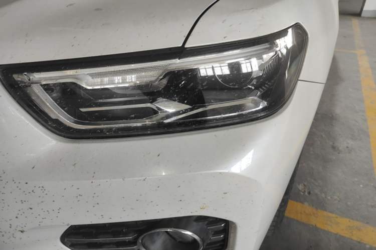 Used Haval H6 2017 Red Label 2.0T Automatic Two-Wheel Drive ZhiShang Model Left Front Headlight