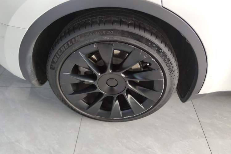 Used Tesla Model Y 2021 Standard Range Rear-Wheel Drive Version