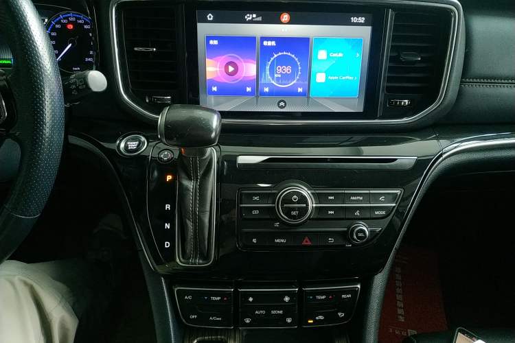 Used GAC Trumpchi M8 2020 Flagship Model 390T Deluxe Edition Audio And AC Panel