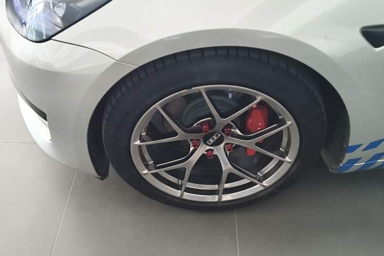 Used Tesla Model 3 2021 Standard Range Rear-Drive Upgraded Version Exterior 4