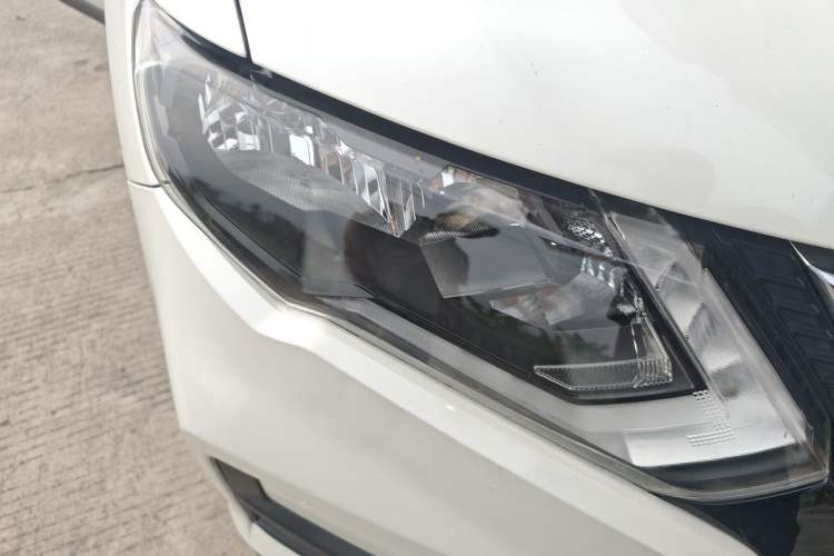 Used Nissan X-Trail 2021 2.0L CVT 2WD XL ITS Comfort Commemorative Edition Right Front Headlight