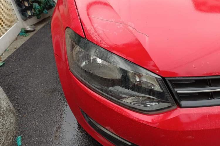 Used Volkswagen Polo 2011 1.6L Manual ZhiShang Edition Right Front Headlight