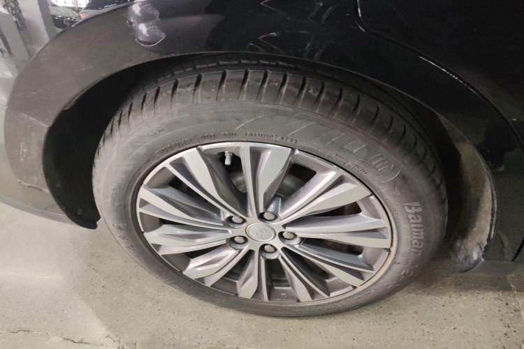 Used Hongqi E-QM5 2022 431 km Charge & Enjoy Edition