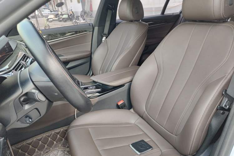 Used BMW 5 Series 2019 Restyled 525Li M Sport Package Left Front Seat