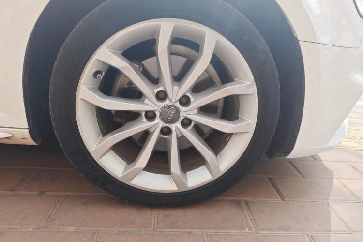 Used Audi A4L 2018 30th Anniversary Edition 40 TFSI Fashion Model