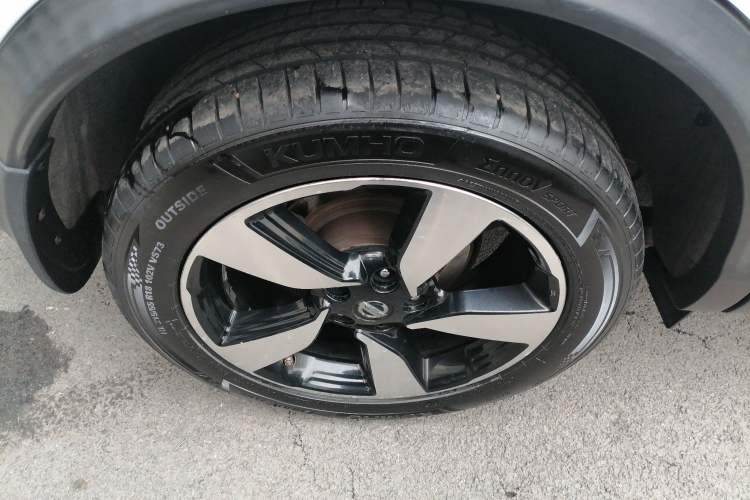 Used Nissan Qashqai 2016 2.0L CVT Luxury Edition Exterior 5