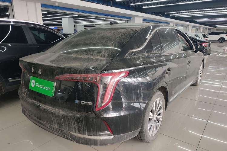 Used Hongqi E-QM5 2022 431 km Charge & Enjoy Edition
