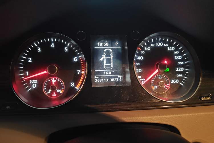 Used Volkswagen Magotan 2012 Revised Version 1.8TSI Leading Edition