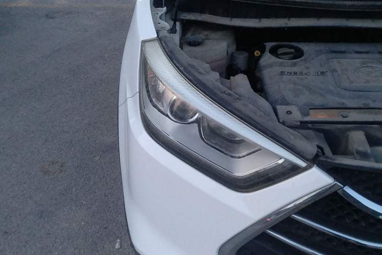 Used JAC Group Refine S3 2014 1.5L Manual Luxury Model Right Front Headlight