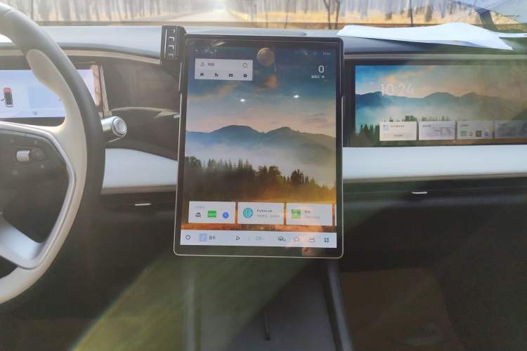 Used Geely Galaxy L7 2024 1.5T 115 km PLUS Dragon Edition