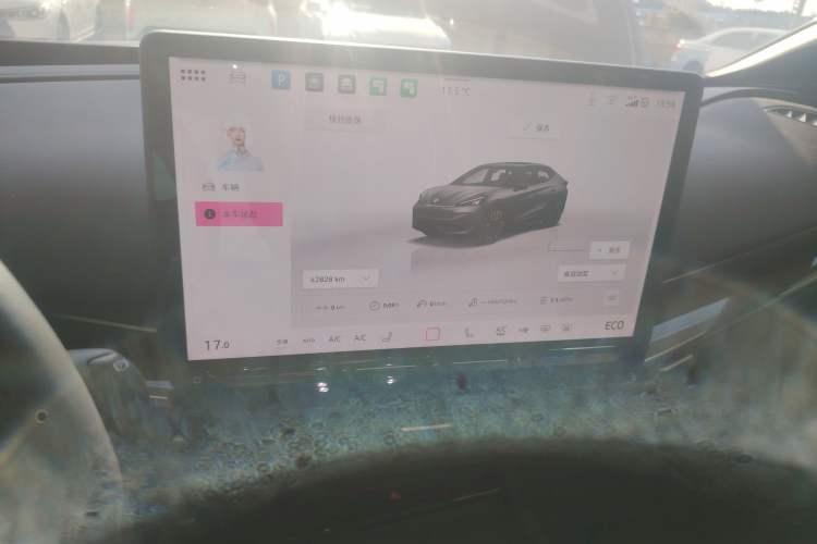 Used Volkswagen ID.UNYX 2024 Pro Long-Range Version