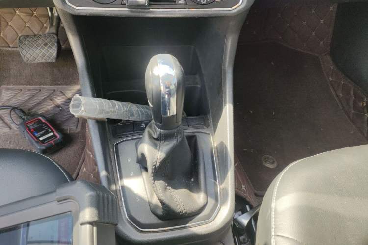 Used Volkswagen Santana 2019 1.5L Automatic Comfort Edition China VI Standard Gear Lever