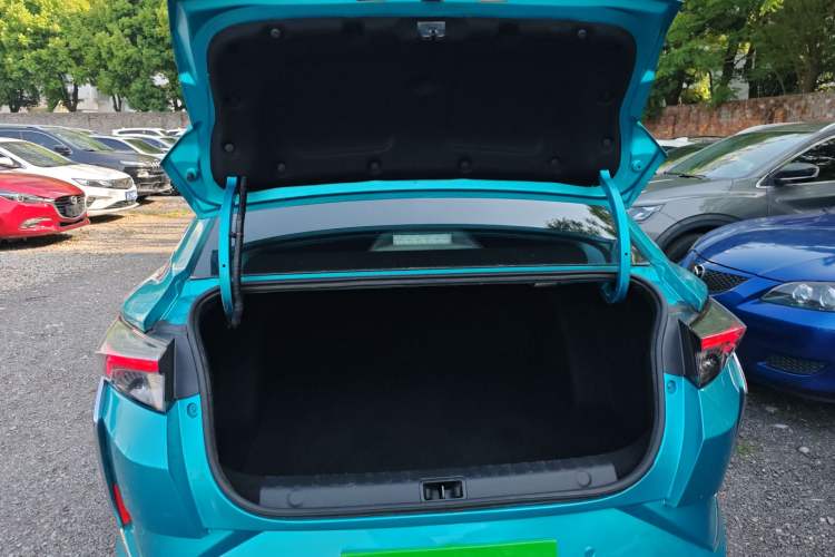 Used Dongfeng Aeolus Yixuan 2020 230T Automatic Advanced Edition
