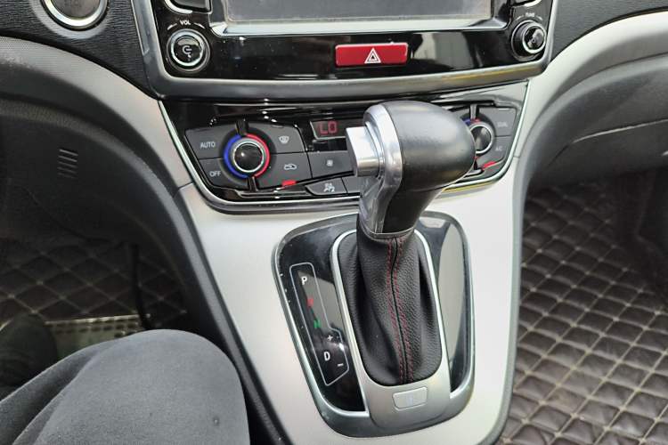 Used Haval H6 2017 Blue Label Sport Edition 1.5T Automatic Two-Wheel Drive Luxury Model
