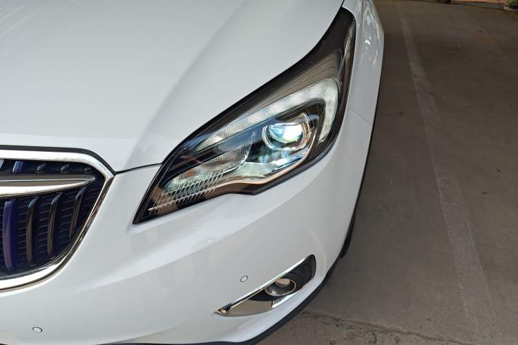 Used Buick Envision 2019 28T 4x4 Elite Version China V Standard Left Front Headlight