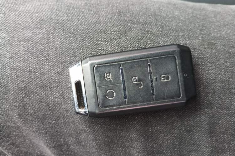 Used BYD Yuan New Energy 2019 EV535 Smart Connect Trendsetting Model