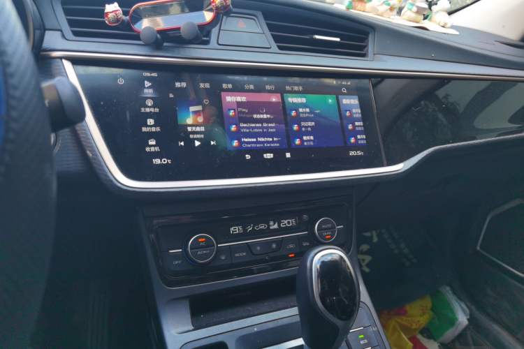 Used Geely Auto Emgrand GL 2021 UP 1.4T CVT Luxury Edition
