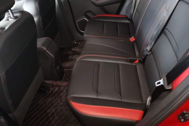 Used Venucia T60 2018 1.6L Manual ZhiShang Edition China V Standard
