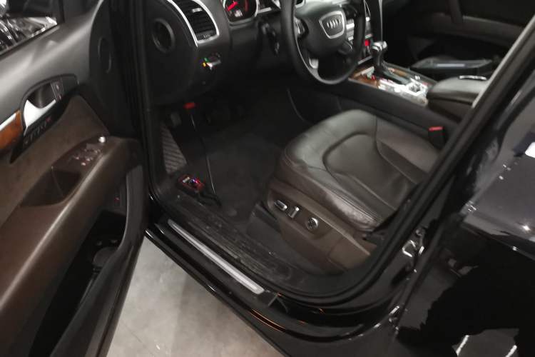 Used Audi Q7 2015 35 TFSI Ambition Edition
