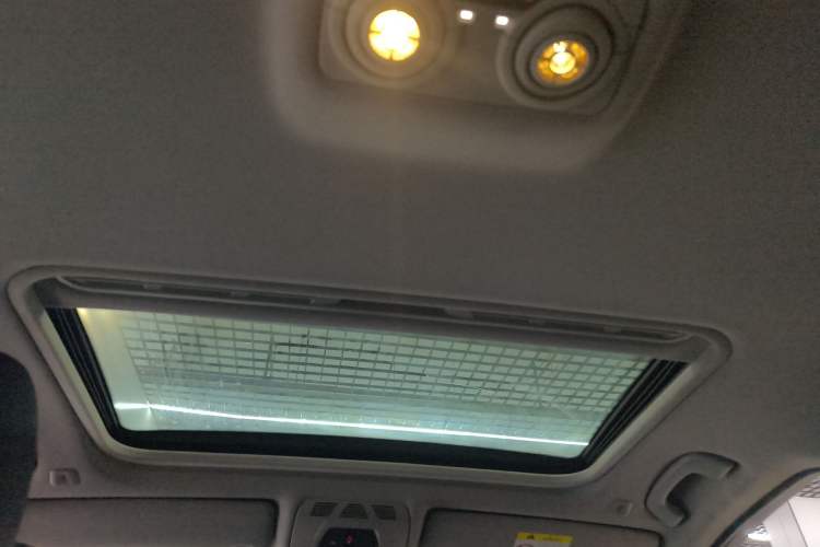 Used BMW 3 Series 2017 320Li M Sport Edition Headliner