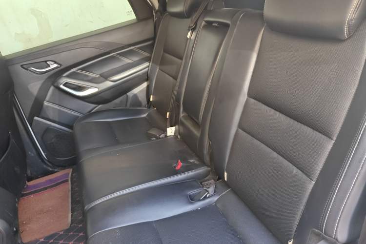 Used JMC Yusheng S350 2016 2.4T Automatic 4x4 Diesel Luxury 5-Seater