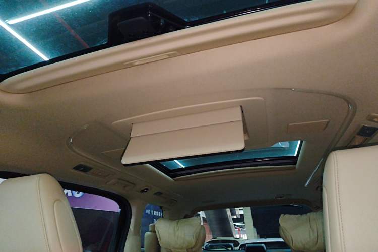 Used Toyota Alphard 2021 Dual-Engine 2.5L Luxury Edition