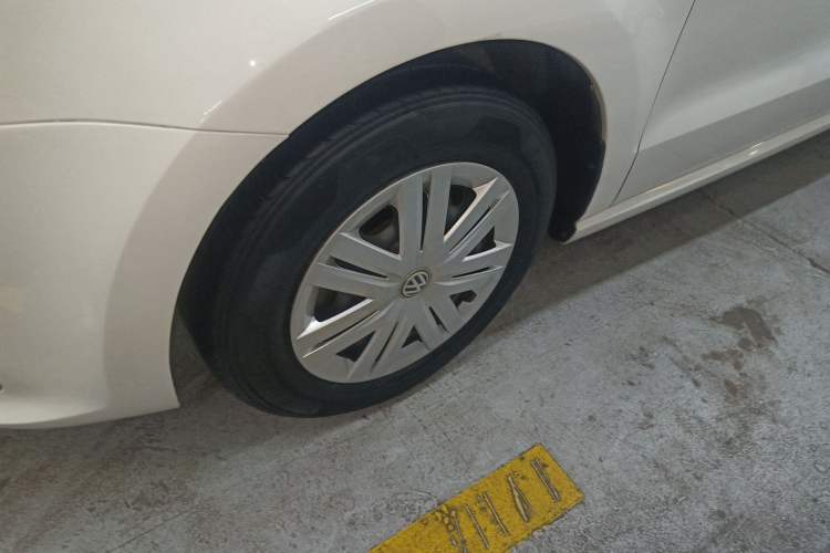 Used Volkswagen Polo 2018 1.5L Automatic Advanced Driving Model Left Front Wheel Hub