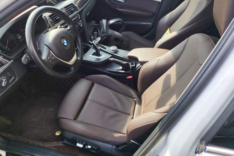 Used BMW 3 Series 2018 320Li Leading Luxury Package